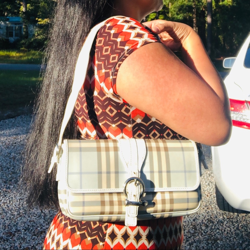 🎁Vintage Burberry shoulder bag.